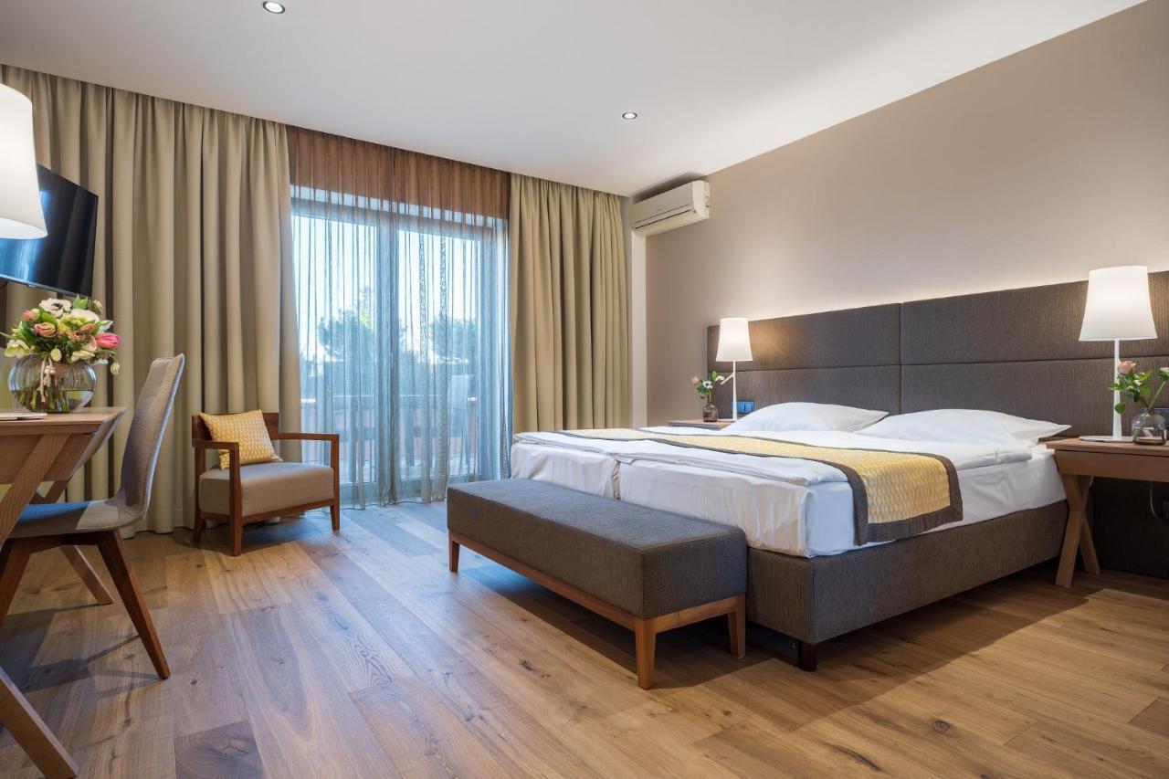 Hotel Turmhof غمبولدسكيرشن المظهر الخارجي الصورة